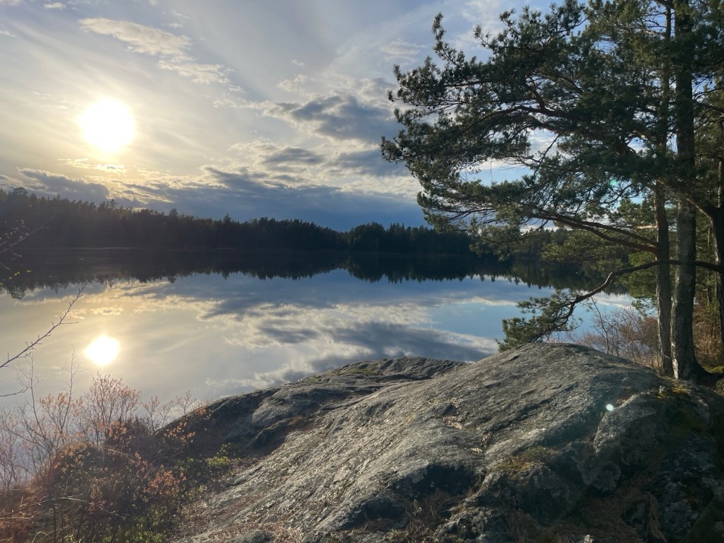 Vandring på Sörmlandsleden del 1: Mölnbo-Trönsjön-Lilla Horssjön-Horssjövägen 29-30/4&nbsp;2025
